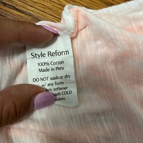 Style Reform Women’s Pink Tank Top Size Medium - Picture 4 of 4